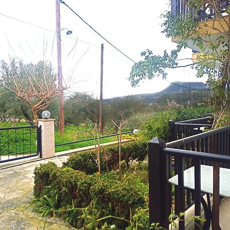 Elysian Garden Διαμέρισμα Καλύβες Εξωτερικό φωτογραφία